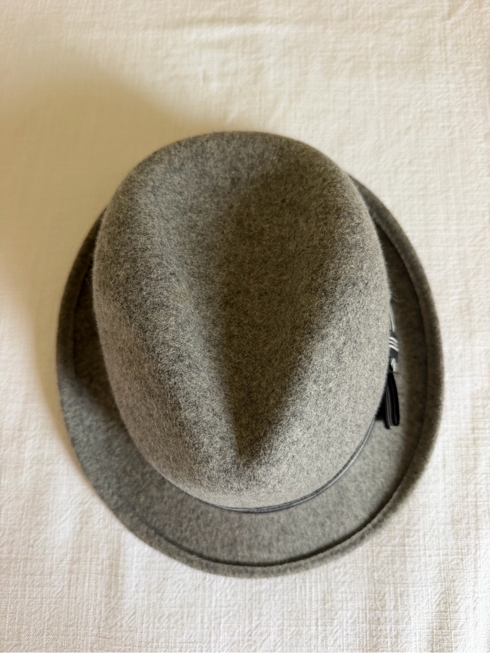 Goorin Monique Heritage Style 100% Wool Fedora with Striped Band - Picture 2 of 7
